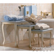 Три столика для ванной комнаты Lineatre Louvre 80 93107 патинированный с мраморной столешницей калакатта золото
