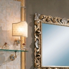 Настінне бра для ванної кімнати Lineatre Venice 39040 з абажуром кольору бурштину